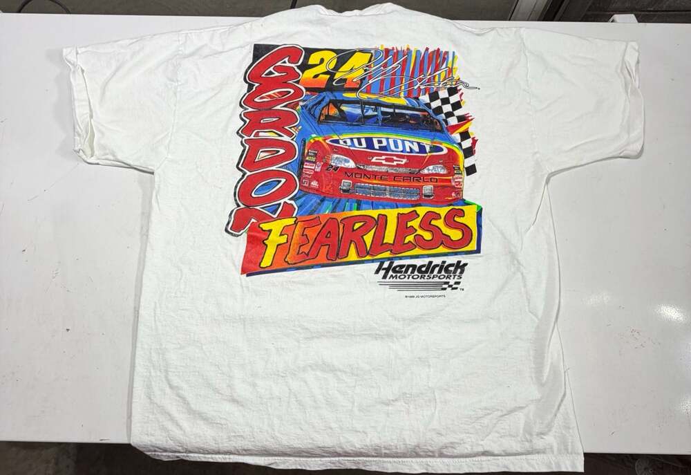 Vintage 1998 Jeff Gordon NASCAR Fearless #24 Dupont Monte Carlo Graphic T-Shirt
